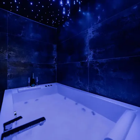 Aparthotel Rei Lux 4*