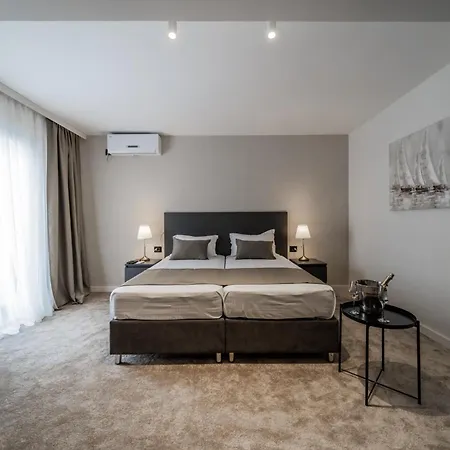 Rei Lux 4* Belgrad